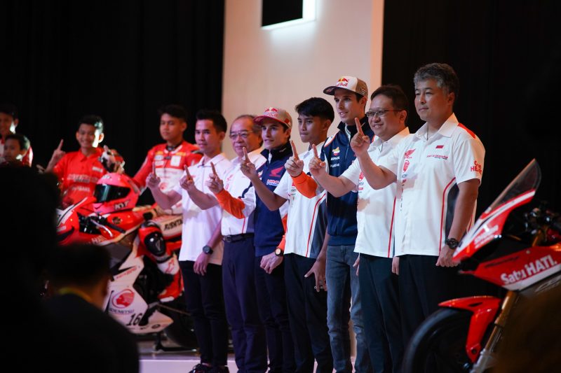 Honda_Racing_Repsol_HRC_Team_Parousiasi_MotoGP_2020_slide.gr_06