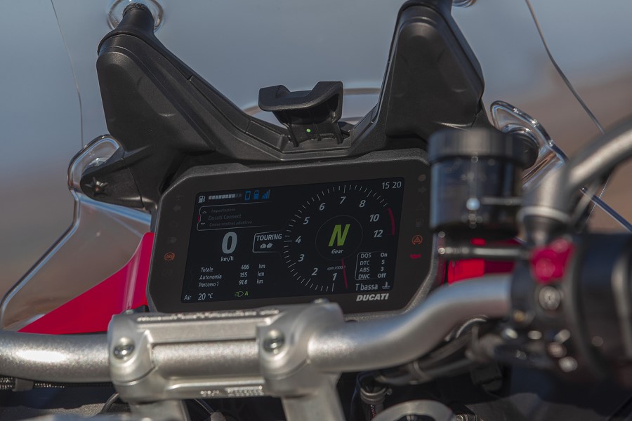 Ducati_Multistrada_V4_2021_slide.gr_11