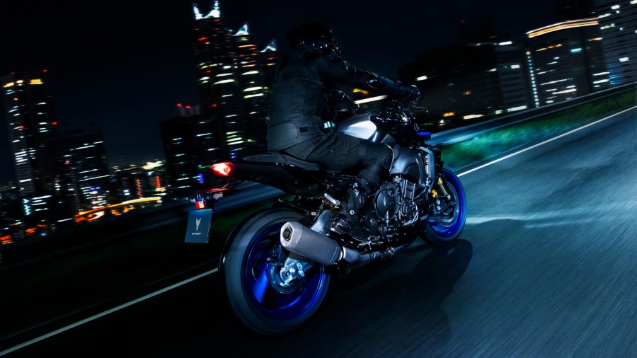 Yamaha_MT10SP_MY22_2021_slide.gr_03