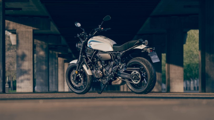 Yamaha_XSR700_XTribute_MY22_2021_slide.gr_14