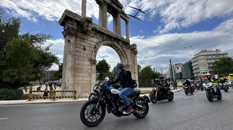 “We Ride As One”: Γέμισαν οι δρόμοι με Ducati